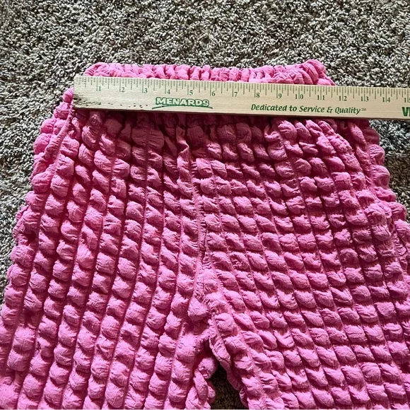 Bailey Rose Vibrant Pink Bubble Texture Puffy Pants - Picture 10 of 12